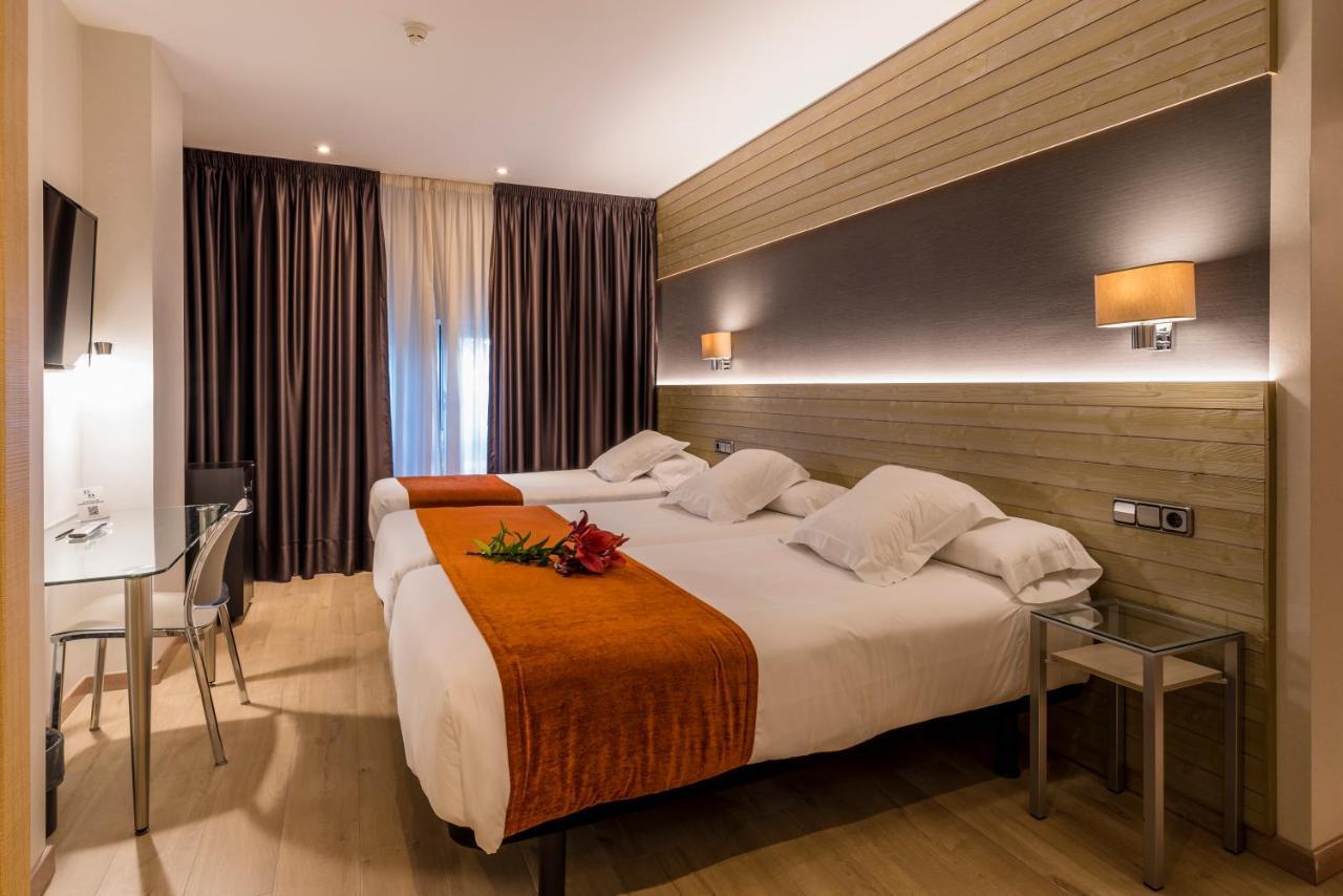 Hotel Avenida โอโกรูญา ภายนอก รูปภาพ