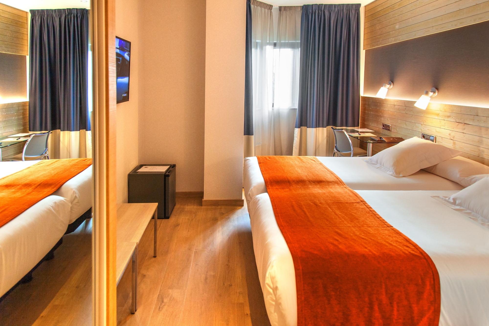 Hotel Avenida โอโกรูญา ภายนอก รูปภาพ