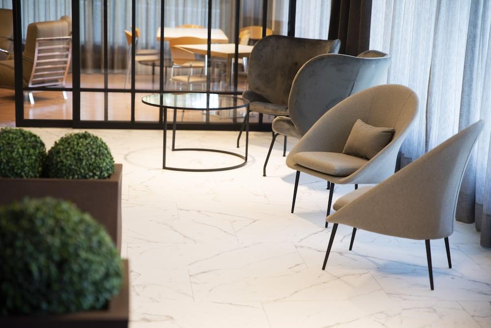 Hotel Avenida โอโกรูญา ภายนอก รูปภาพ