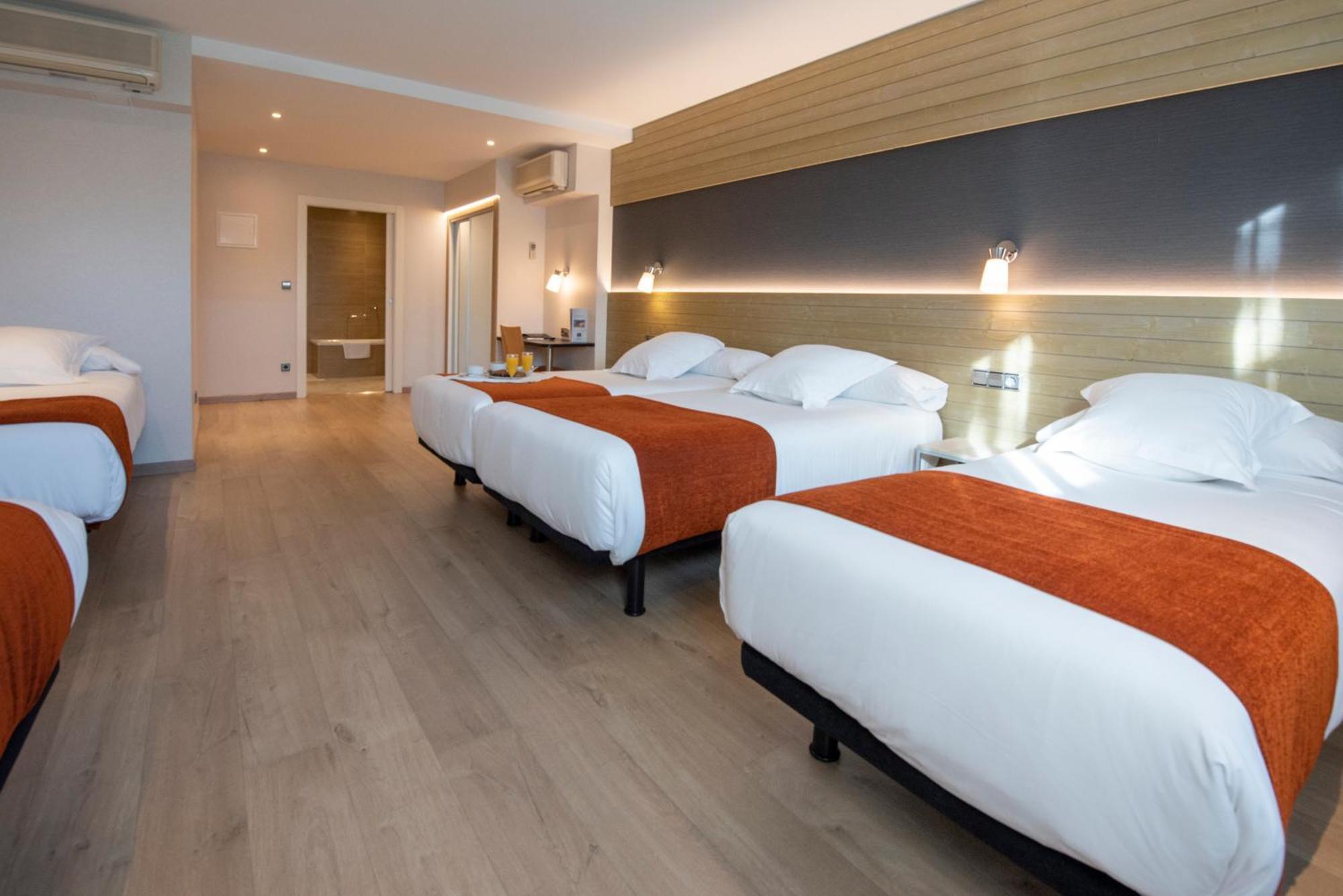 Hotel Avenida โอโกรูญา ภายนอก รูปภาพ